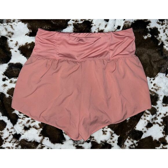 Women’s Love Tree Active Shorts - Picture 2 of 4